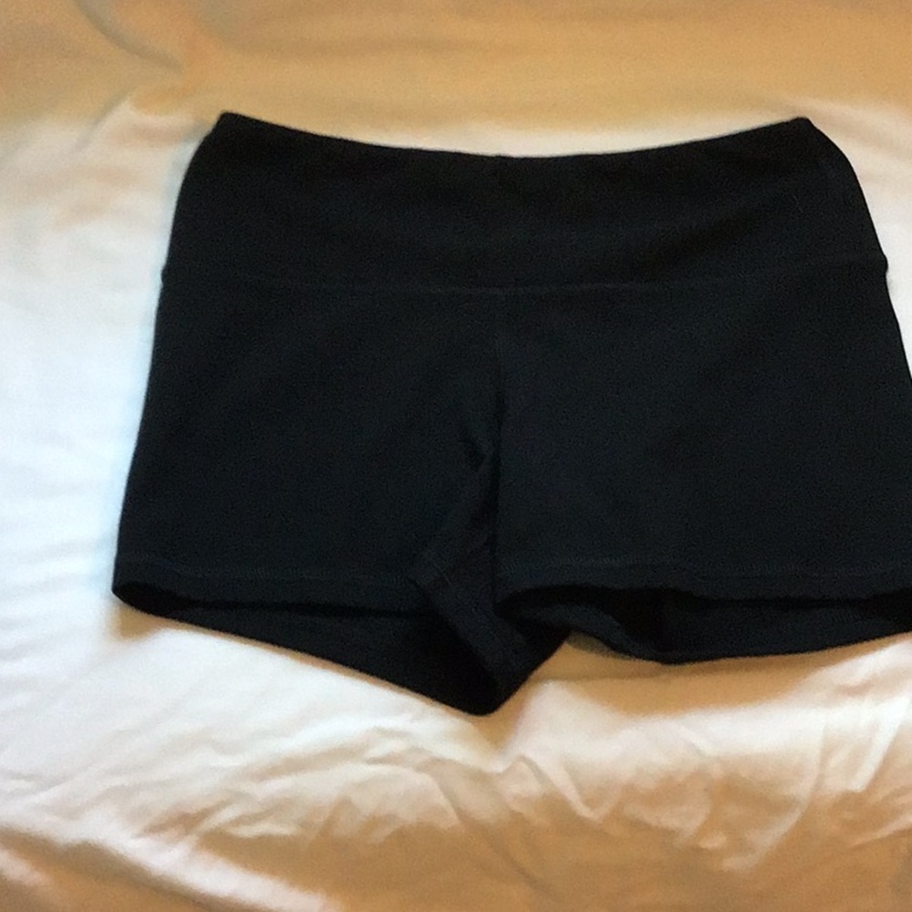 Fleo Black Athletic Shorts with Stretchy Fit